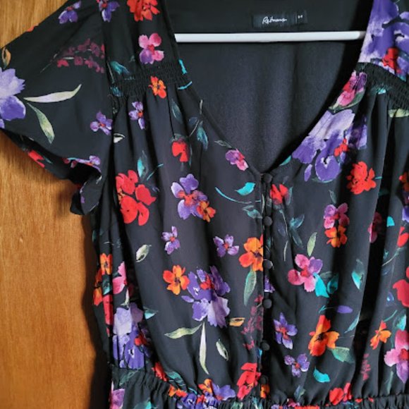 Reitmans floral dress size S - Picture 3 of 5